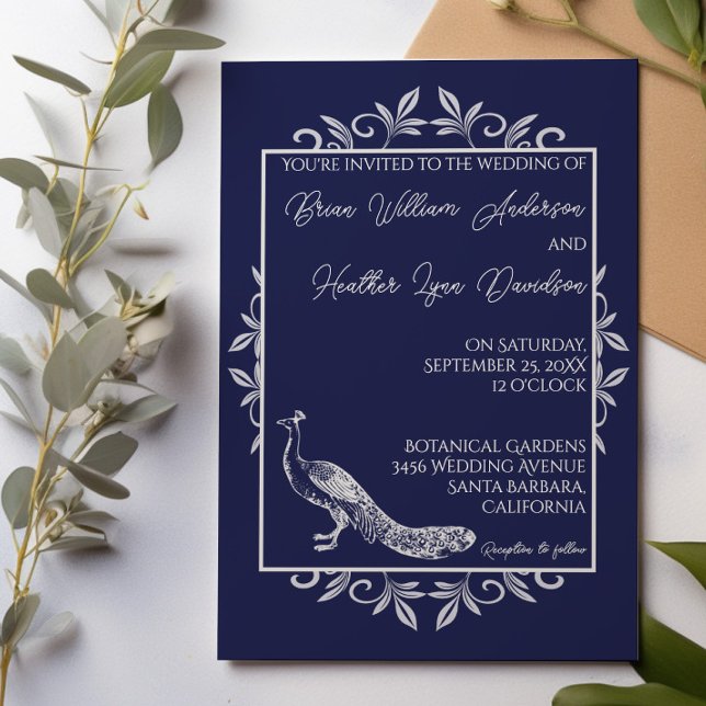 Convite de Casamento de Flourish marinho Peacock (Navy Blue Peacock Flourish Wedding Invitation)