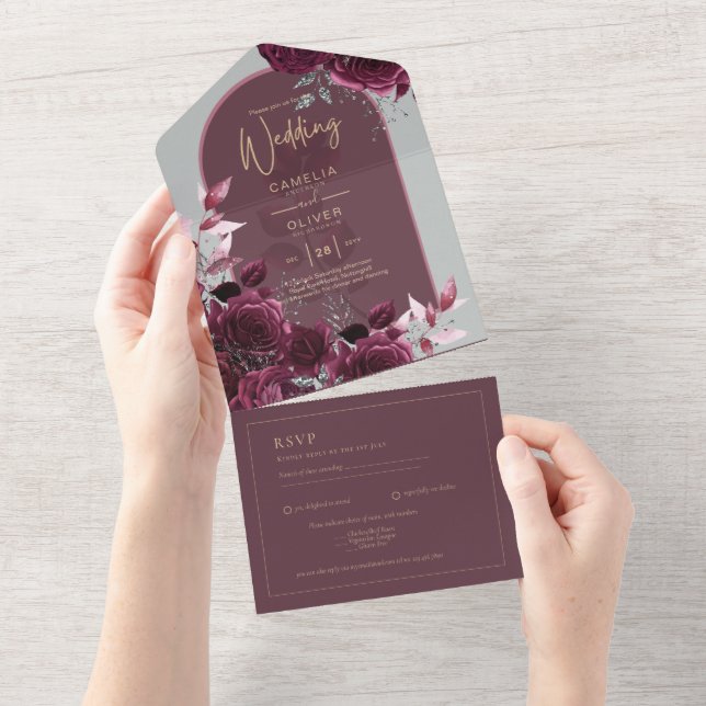 Convite de casamento de texto Dourado Rosas de vin (Aba destacável)
