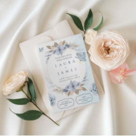 Convite de Casamento Floral Azul Elegante com Pomb