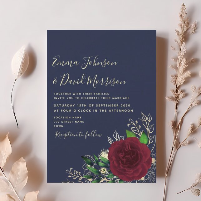 Convite de Casamento Floral Burgundy Navy (Criador carregado)