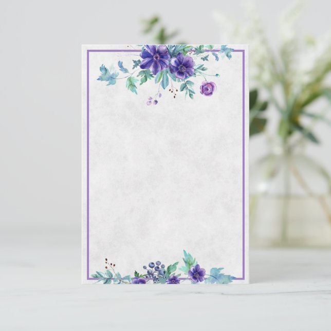 Convite de casamento floral de aquarela roxa orçam (Em pé/Frente)