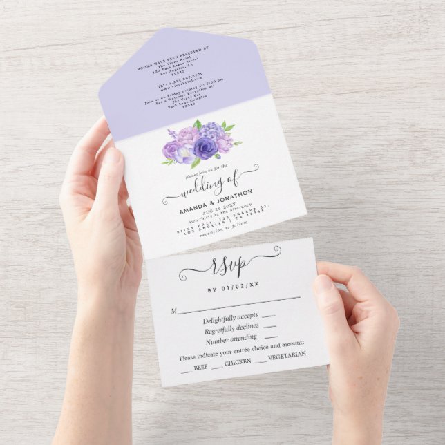 Convite de Casamento Floral em Aquarela Violeta Ul (Aba destacável)
