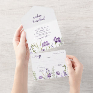 Convite de Casamento Floral Roxo com RSVP Anexado