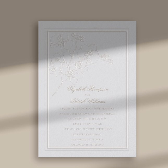 Convite de Casamento Formal Elegante Tux Orquídeas (faux embossed orchids double frame modern classic wedding invitation ivory)
