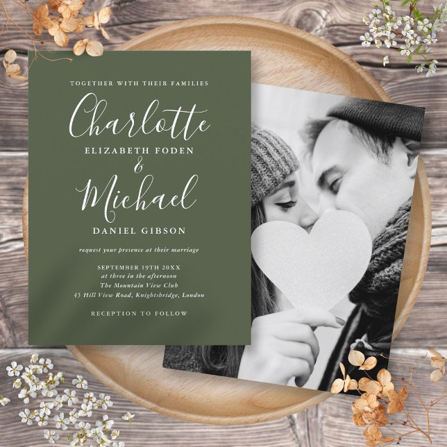 Convite de Casamento Foto com Letra de Cadeira em  (Olive Green Signature Script Photo Wedding Invitation Postcard)