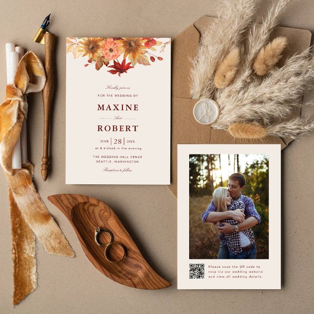 Convite de Casamento Foto QR Code Outono Folhas de (Autumn photo wedding invitation adds elegant fall warmth with your custom QR code.)