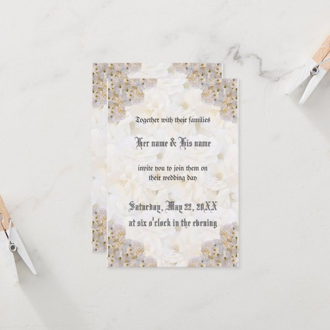 Convite de casamento para rosas brancas românticas (Frente/Verso In Situ)