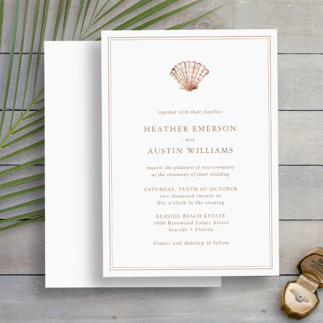 Convite de Casamento Simples de Praia (Beach Simple Modern Seashell Wedding Invitation
by Painted Paperie)