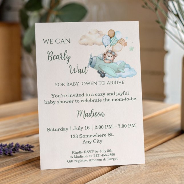 Convite de Chá de Bebê para Menino Urso de Pelúcia (Aviator Teddy Bear Baby Shower Invitation. Blue Boy Airplane. We Can Bearly Wait.)
