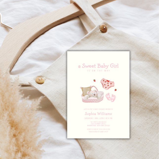 Convite de Chá de Bebê Ursinho Polar Morango  (Strawberry Polar Bear Toys Nursery Baby Shower Invitation)