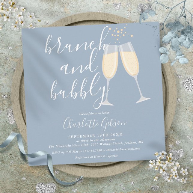 Convite de Chá de Noiva em Azul Empoeirado com Bru (Dusty Blue Brunch Bubbly Script Bridal Shower Invitation)