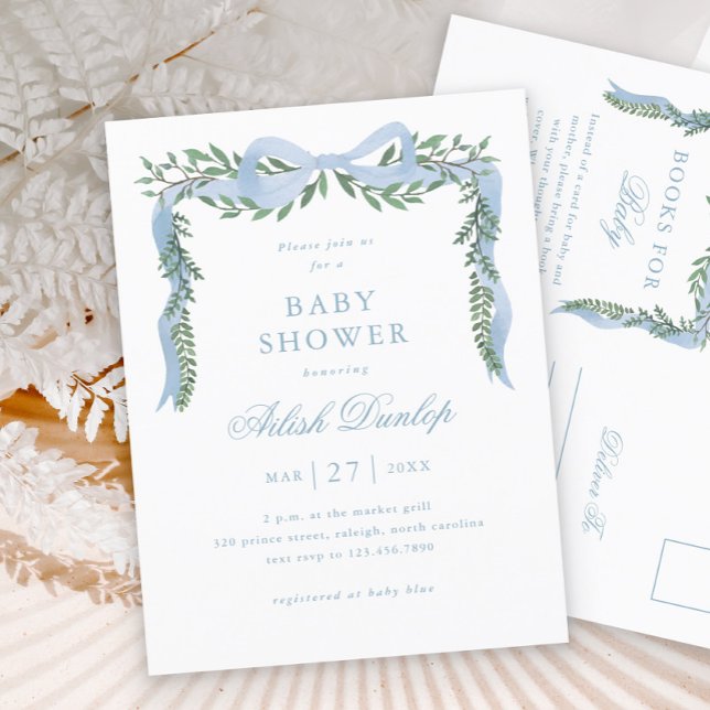 Convite de Churrasco de Bebê Menino com Laço Azul  (Elegant Blue Bow Greenery Boy Baby Shower Invitation Postcard.)