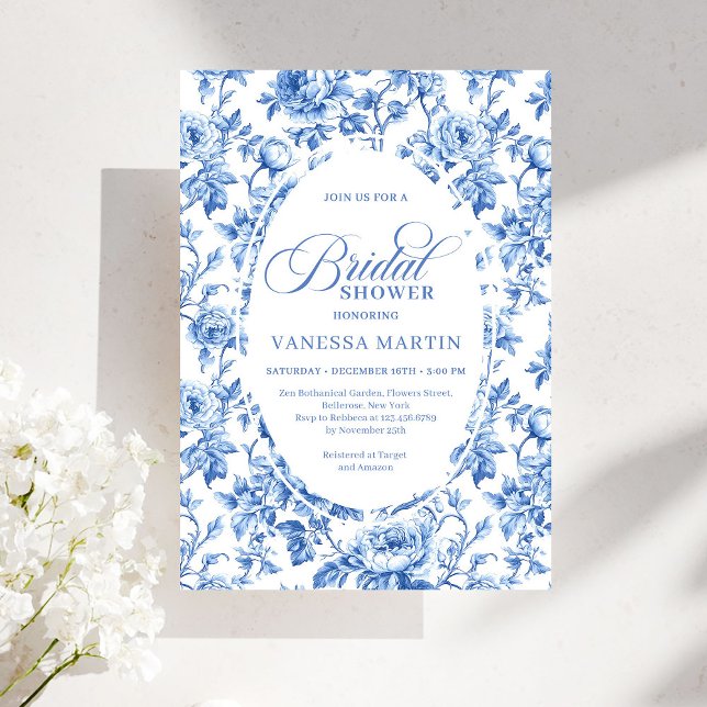 Convite de Chuveiro de Noiva Floral Toile Azul Ele (Elegant Blue Toile Rose Floral Bridal Shower Invitation)