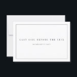 Convite de despedida de solteira branco moderno<br><div class="desc">Este convite de despedida de solteira branco minimalista e elegante apresenta tipografia moderna e texto limpo para um design branco simples e elegante que você vai amar. Adicione texto personalizado para fornecer qualquer informação adicional necessária para seus convidados. Sinta-se à vontade para me enviar uma mensagem com qualquer dúvida relacionada...</div>