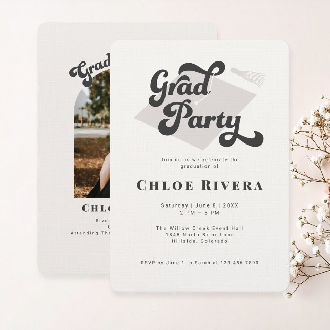 Convite de festa de formatura com foto de pingente (Bold typography grad party invite and announcement with photo)