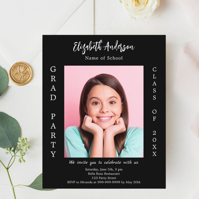 Convite de festa de formatura preto e branco foto  (Criador carregado)