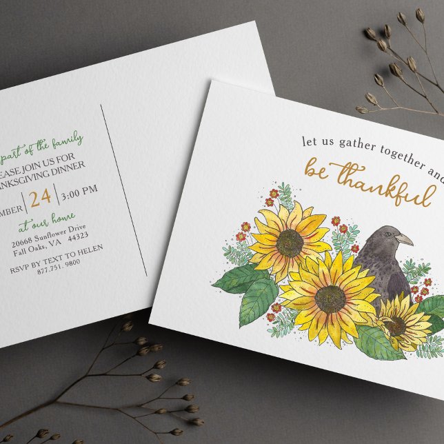 Convite de festas de Janto de Ação de Graças (Postcard Invitation for Thanksgiving Dinner Featuring Watercolor Crow in Sunflowers Design)