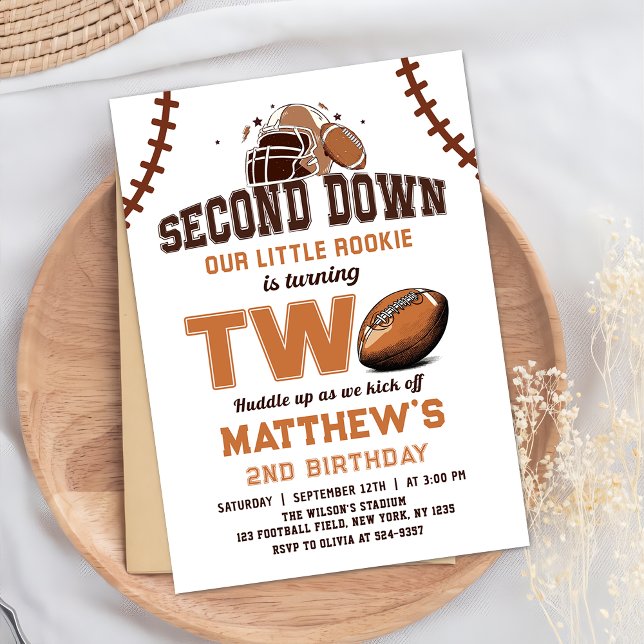 Convite de festas de segundo aniversário de futebo (Criador carregado)