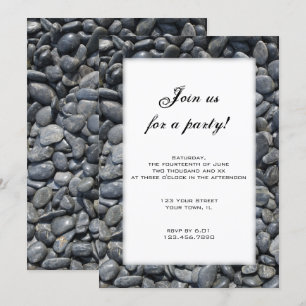 Convite de festas preto liso dos seixos