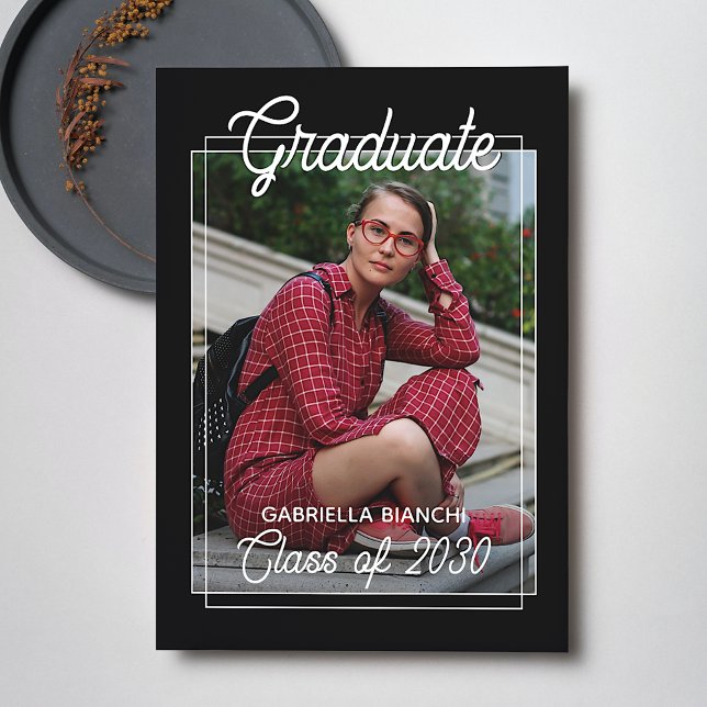 Convite de Formatura Preto e Branco Minimalista (Criador carregado)