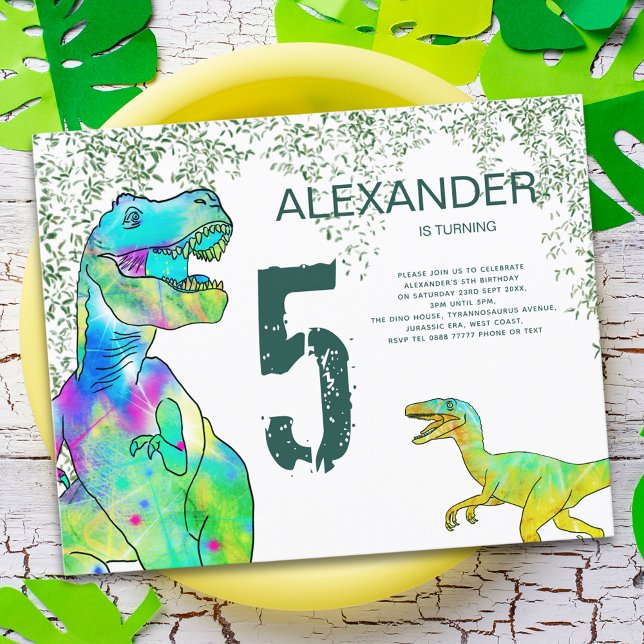 Convite de Orçamento de Festa de aniversário do Di (T-Rex and velociraptor dinosaur jungle 5th birthday party green budget invitation )