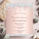 Convite de prata de rosa de aniversário de orçamen<br><div class="desc">Um convite moderno, na moda e glamouroso para a 50ª (ou qualquer idade) festa de aniversário feminina. Um fundo rosa de gradiente dourado com rosa dourado, pincel e cintilação falsa prateada pingando, aparência de pingar tinta. Personalize e adicione um nome e detalhes da parte. O nome é escrito com um...</div>
