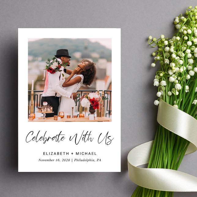 Convite de Recepção de Casamento com Foto Elegante (Celebrate your love story with a reception invitation showcasing your favorite wedding photo)