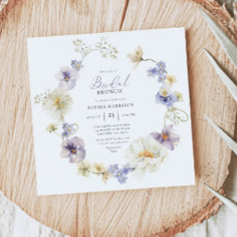 Convite Delicado de Flor Selvagem Roxa e Branca