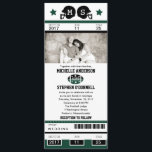 Convite do casamento do bilhete do futebol<br><div class="desc">Este é um design original pela rua de Bella do La. Convite original do casamento do bilhete do futebol ou para algum evento. Seus convidados amarão este convite temático do bilhete dos esportes. As cores estão no verde e no preto de caçador. Adicione sua foto favorita. Se o esquema de...</div>