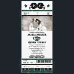 Convite do casamento do bilhete do futebol<br><div class="desc">Este é um design original pela rua de Bella do La. Convite original do casamento do bilhete do futebol ou para algum evento. Seus convidados amarão este convite temático do bilhete dos esportes. As cores estão no verde e no preto de caçador. Adicione sua foto favorita. Se o esquema de...</div>