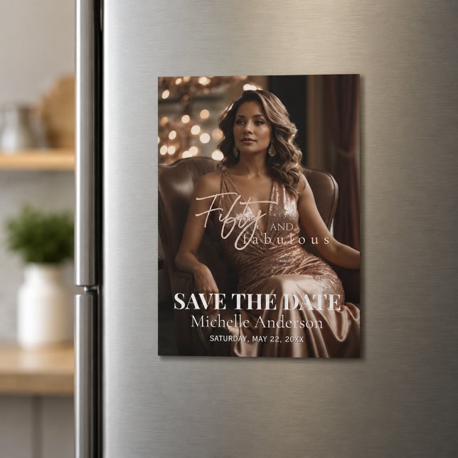 Convite Elegante Cinquenta e Fabuloso Foto Salve a Data (A save the date they'll keep on display.)