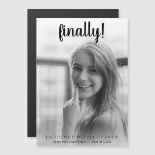 Convite Finalmente, Graduação de Foto de Script Moderno
