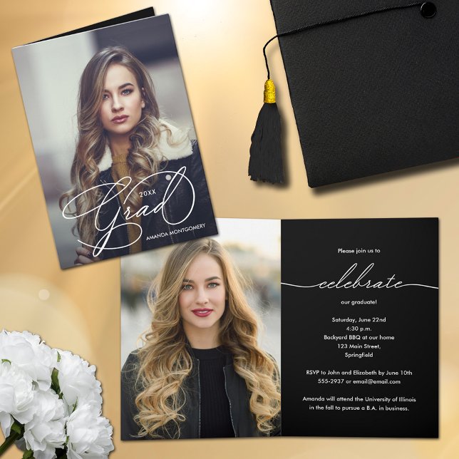 Convite Graduação de Foto de Script de Formando Elegante D (Elegant Grad Script Photo Graduation Folded Invitations)