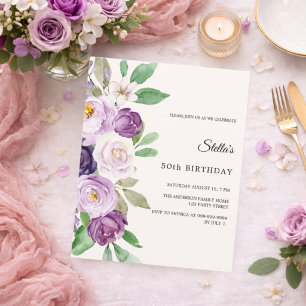 Convite marfim com flores lilases roxas de anivers