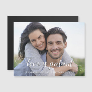 Convite O amor é a foto branca de escrita manual do pacie