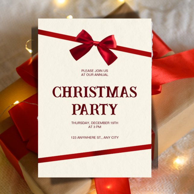 Convite para a Festa de Natal Anual do Escritório ("Celebrate a yearly tradition. This formal invitation is perfect for your organization's annual Chri)