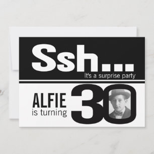 Convite para aniversário de 30 anos de preto de h
