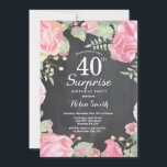 Convite para aniversário de 40 anos de Surpresa Fl<br><div class="desc">Convite para aniversário de 40 anos de Surpresa Floral Botânica. Convite à Mulher para o Aniversário de Peões Rosa Floral Flor Floral de Aquarela. Rosa Rosa Rosa Elegante e Flores de Pêonias. Aniversário Adulto. Fundo Chalkboard. Preto e Branco. 13 15 16º 18º 20 21rua 30 40º 50º 60º 80 de...</div>