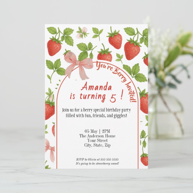 Convite para Aniversários de criança de morango do (Em pé/Frente)