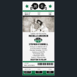 Convite Para Casamento De Bilhetes De Futebol<br><div class="desc">Este é um design original de La Bella Rue. Convite de casamento exclusivo para ingressos de futebol ou para qualquer evento. Seus hóspedes vão adorar este convite para ingressos esportivos. As cores estão em verde-grama e preto. Adicione sua foto favorita. Se o esquema de cores não é o que você...</div>