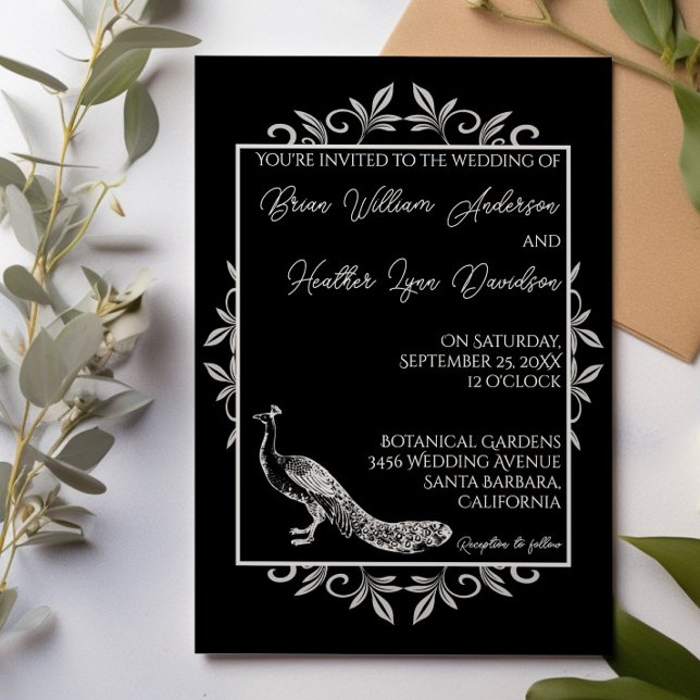 Convite para Casamento Flourish de Pavão Negro (Black Peacock Flourish Wedding Invitation)