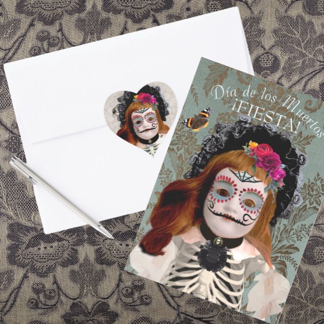 Convite para comemoração Día de los Muertos (Our matching 'La Catrina' heart stickers are perfect for sealing your invitations.)