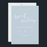 Convite para Dezesseis Elegantes Azul Claro<br><div class="desc">Este simples,  mas elegante e doce convite de dezesseis é a forma perfeita de convidar amigos e família para comemorar a aniversariante!</div>