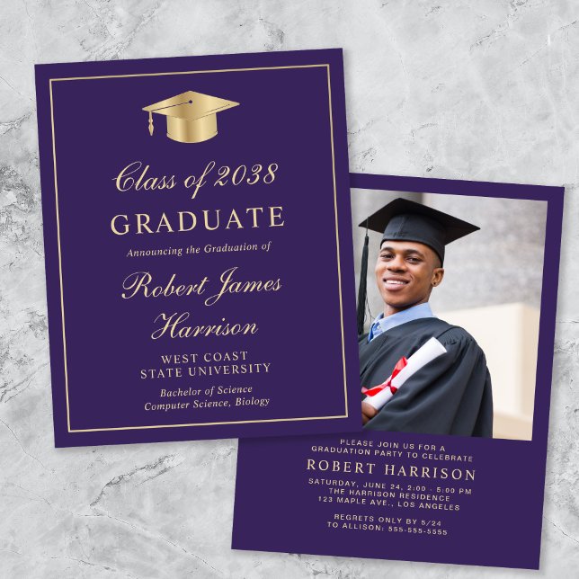 Convite para Festa de formatura Dourada Roxo de Fo (An elegant college graduation party invitation to celebrate the graduate's achievements)