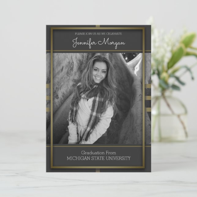 Convite para Graduação de Foto de Quadro Dourado C (Em pé/Frente)
