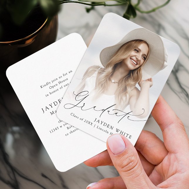Convite para Graduação de Fotos de Script de Chic  (Mini Modern Chic Script Photo Graduation Invite)