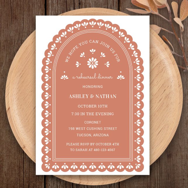 Convite para Janto de ensaio Terra Cotta Arch (Terra Cotta Arch Rehearsal Dinner Invitation by Fiesta Valley Print)