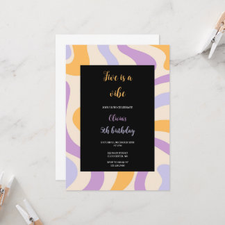 convite para o aniversário de groovas azuis, roxas