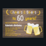 Convite rústico do aniversário dos elogios e das<br><div class="desc">Convite rústico do aniversário dos elogios e das cervejas 60th. Aniversário adulto. Aniversário da cerveja para homens. Fundo de madeira rústico. Vintage do país retro. Para uma personalização mais adicional,  clique por favor "personalizam-no" botão e usam-nos nossa ferramenta de design para alterar este modelo.</div>