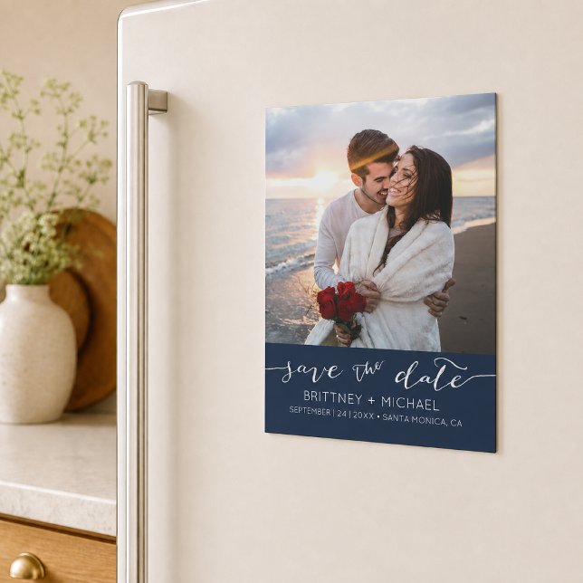 Convite Simples Foto Azul Marinho Save the Date (Announce your wedding with this custom photo save the date design.)